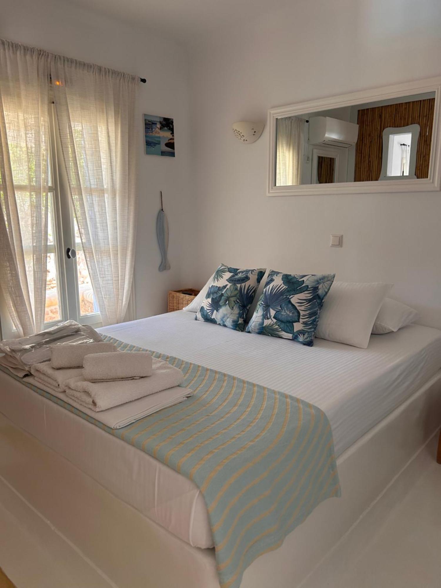 Simos Suites Élaphonèse Extérieur photo